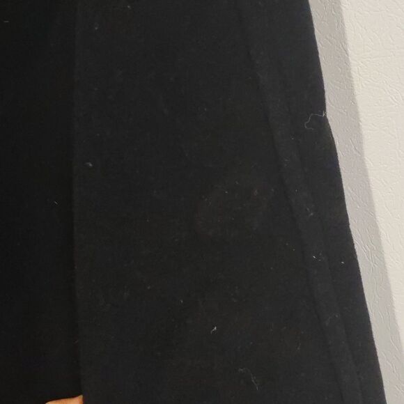 Elegant Black Pea Coat for Women - Picture 10 of 10